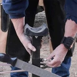 Tough 1 Professional Adjustable Farrier Stand -Equestrian Equipment Store 79 8000 2