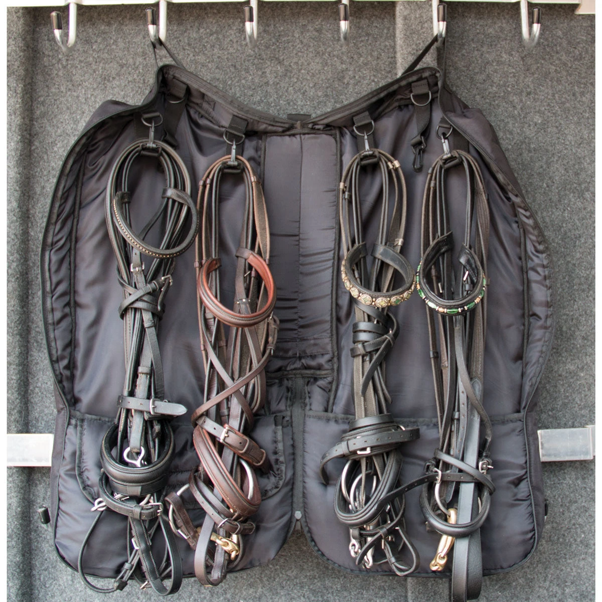 Professionals Choice Bridle Bag 2 Professionals Choice Bridle Bag - Image 2